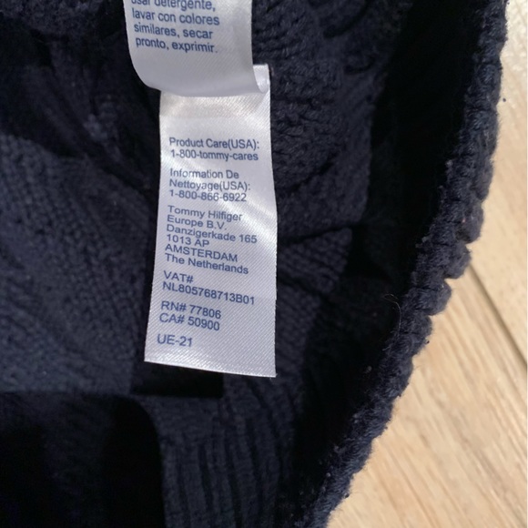Tommy Hilfiger Boys Cable Knit Sweater 12-14 - Picture 8 of 8